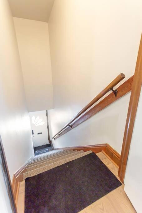 Free Parking, Beautiful 4 1/2- 2 Bedroom Apartment Montréal Eksteriør bilde